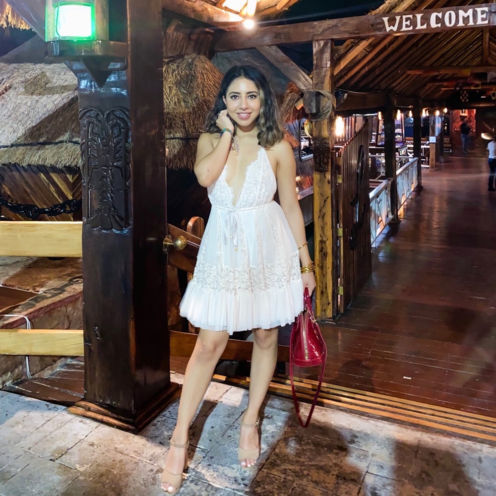 Meet your Posher, Julia